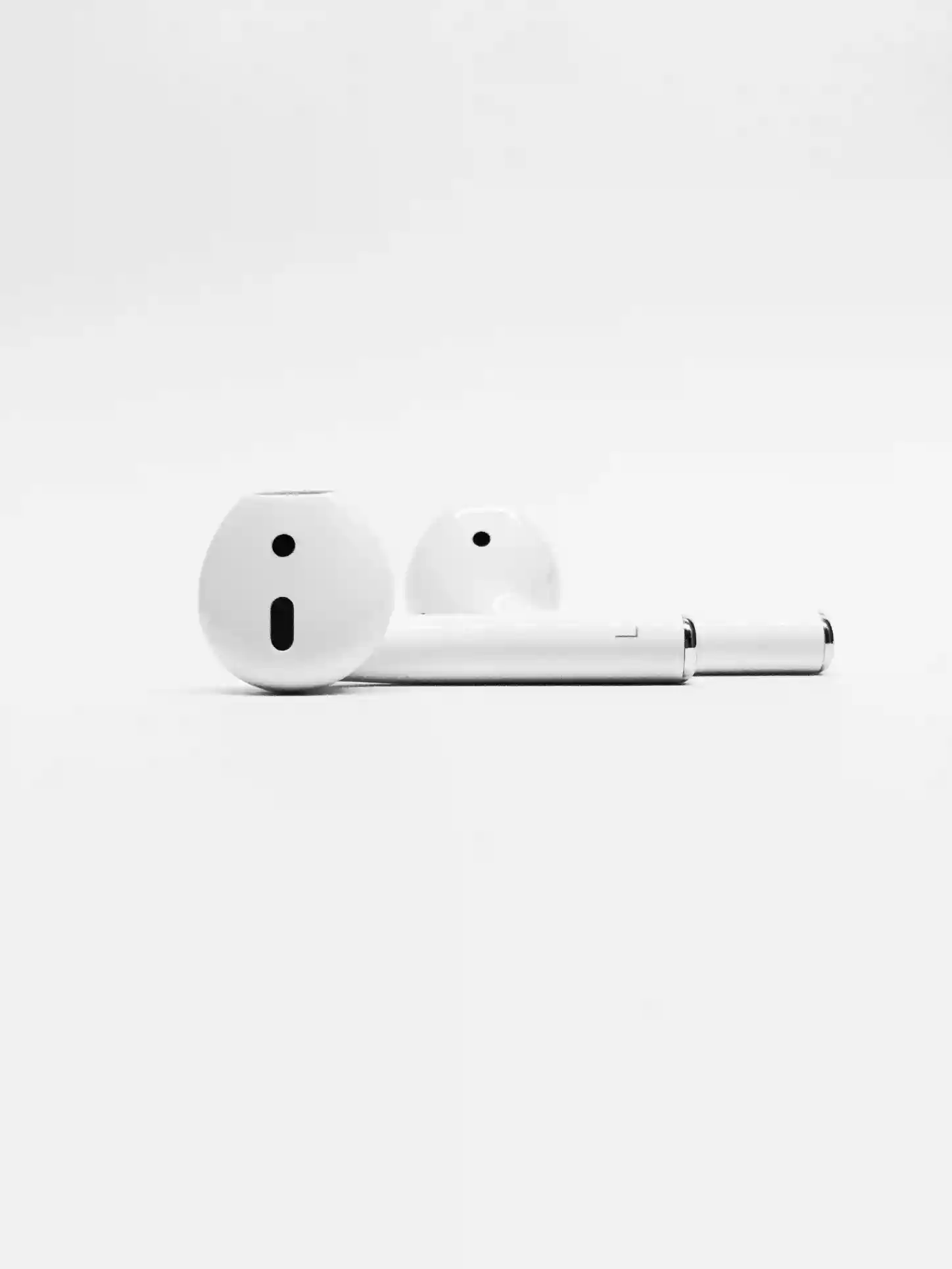 Apple AirPods earbuds